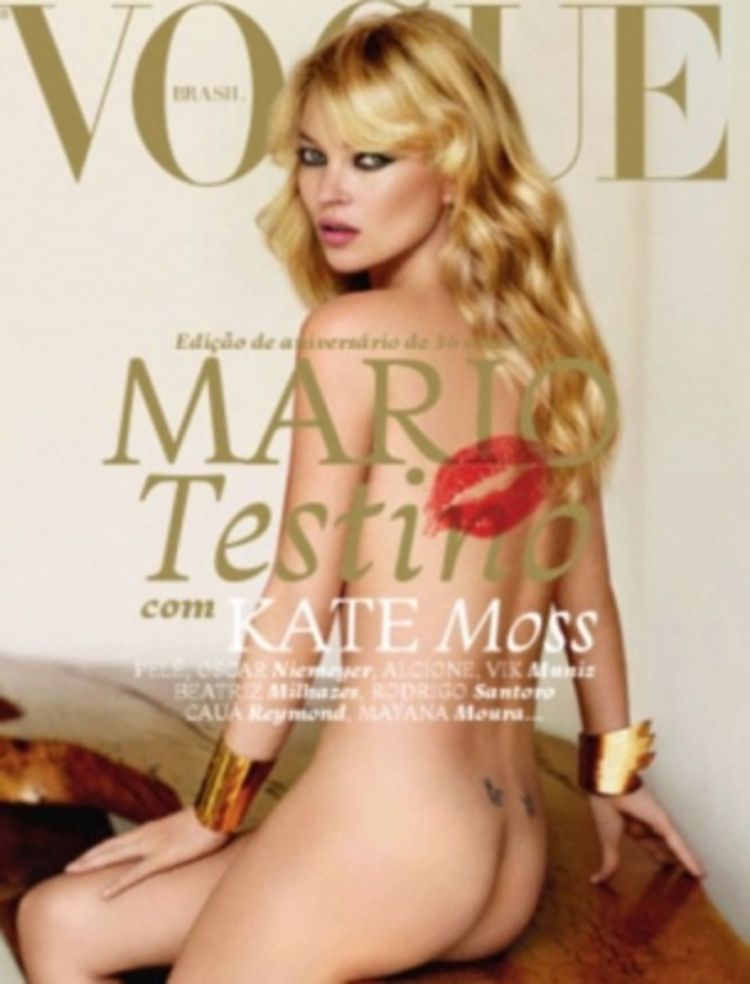 Kejt Mos gola na naslovnici časopisa Vogue