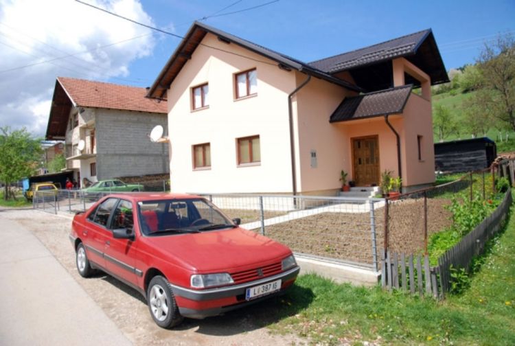 Bugojno: Inspektorka ranila muža pa se ubila