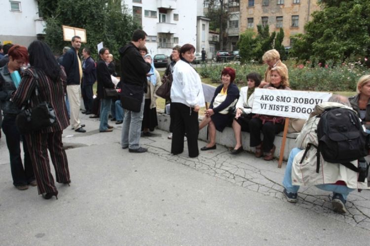  Zbog nepravde brže u smrt
