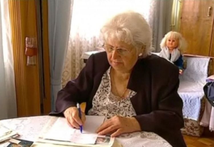 Starici provaljen stan dok je bila na kraljevskom vjenčanju