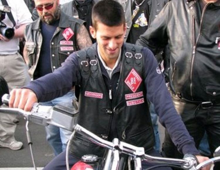 Đoković gazi redom