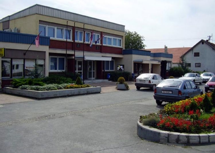 Petorica Srba optužena za zločin u Borovom Selu