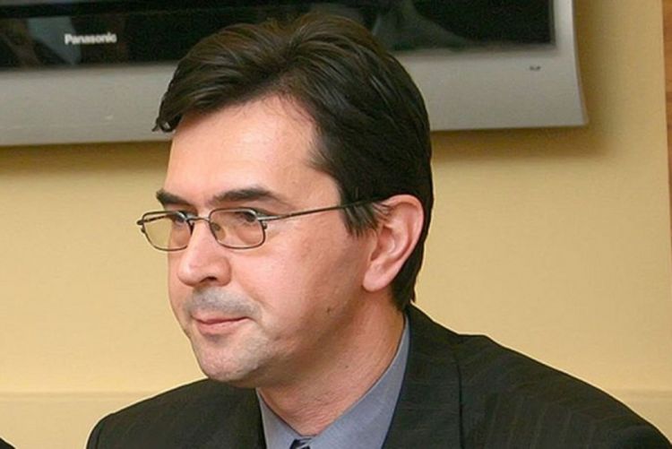 Ajanović: Incko sve prespavao kao kameni spavač