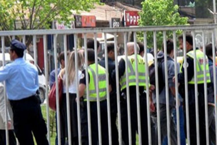 Haos u Prištini zbog dolaska Borislava Stefanovića