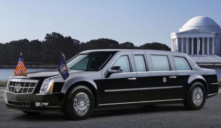 Obamina Zvijer se zaglavila na kapiji američke ambasade u Dablinu (Video)