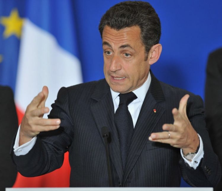 Sarkozi za kontrolu interneta