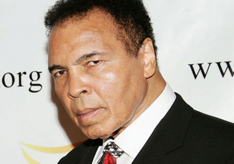 Muhamed Ali traži od Irana da oslobodi dva Amerikanca