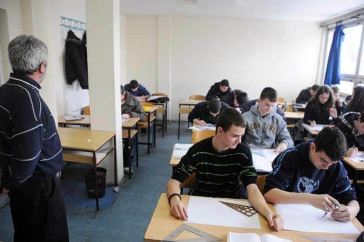 Upis u srednje škole: Traže se zidari, tesari, moleri, keramičari...