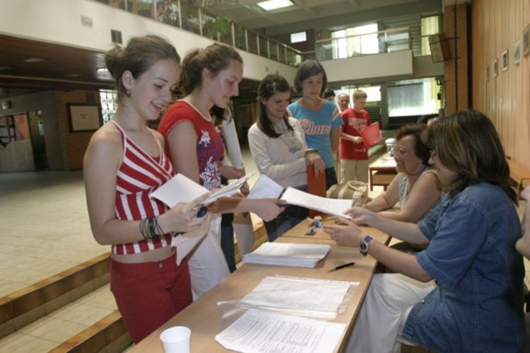 Nezavisne u petak objavljuju konkurs za upis srednjoškolaca u školsku 2011/2012.