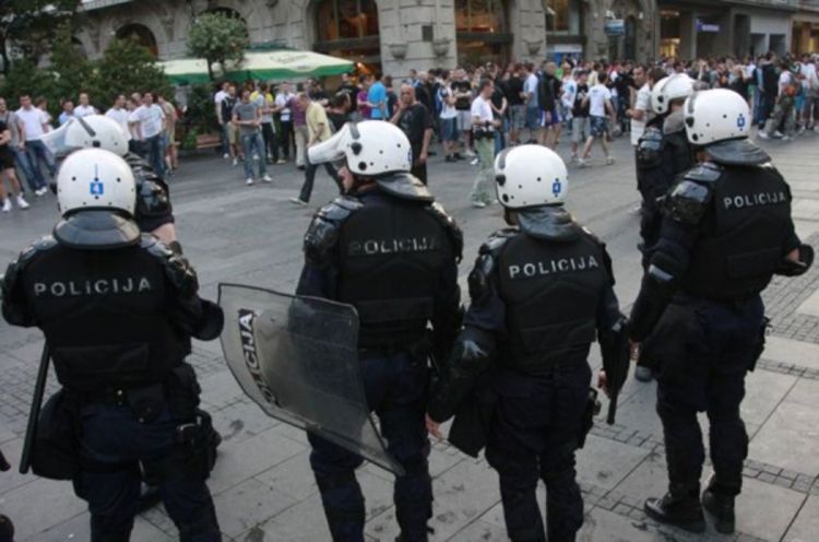 Beograd: Zabrana javnog okupljanja, privedeno 35 osoba