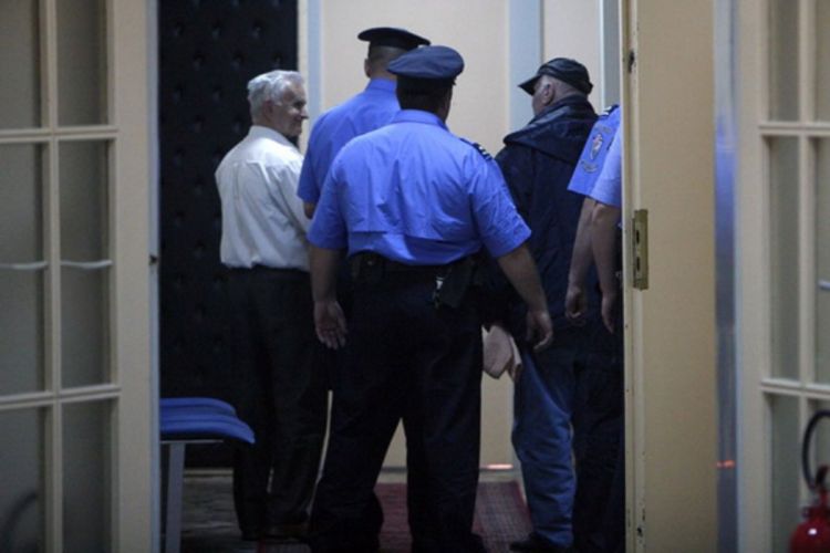 Mladić: Vekariću, baš si simpatičan