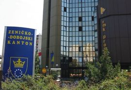 Bivši premijer i ministar osumnjičeni za pranje novca