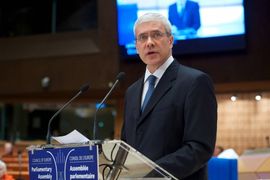 Tadić: Srbija ima šansu
