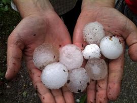 Nezapamćeno nevrijeme pogodilo Hercegovinu: Tuča samljela ...