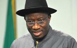 Zašto se Klintonovi dive nigerijskom predsjedniku?
