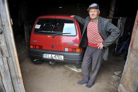 Poljak star 77 godina 40. put polaže vozački ispit