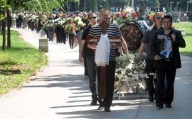 Darko Radovanović ispraćen pjesmom Ako je do mene (Foto, Video)