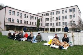 Dug za staž radnicima firmi u FBiH: Potraga za oko 720 miliona KM