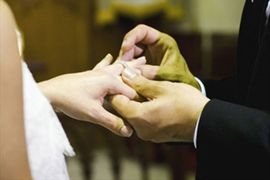 Žene se udaju iz ljubavi, pod uslovom da partner radi