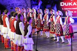 Dukatfest, 4. internacionalni festival folklora: Razglednica BiH ...