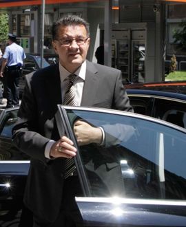 Slučaj optužbi za višemilionske zloupotrebe: Oslobođen Ramiz ...
