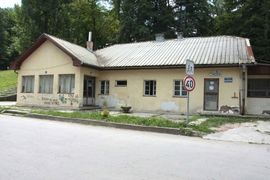 Sporni kredit skidaju s pogrebnog preduzeća
