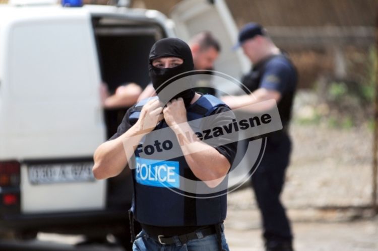 Ekipa Nezavisnih pratila inspektore u akciji: Tražili u šumi opasnog ubicu (Foto)