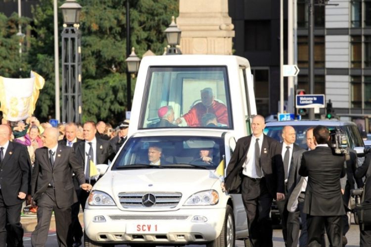 Papa danas u Zagrebu