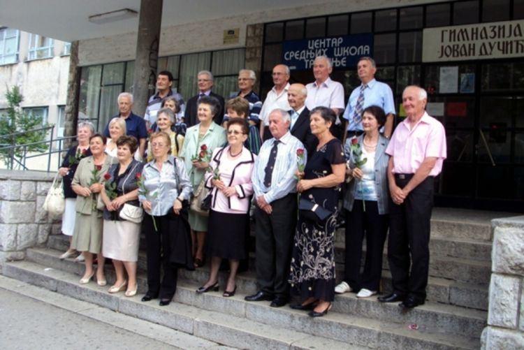 Trebinje: Proslavljeno 50 godina mature