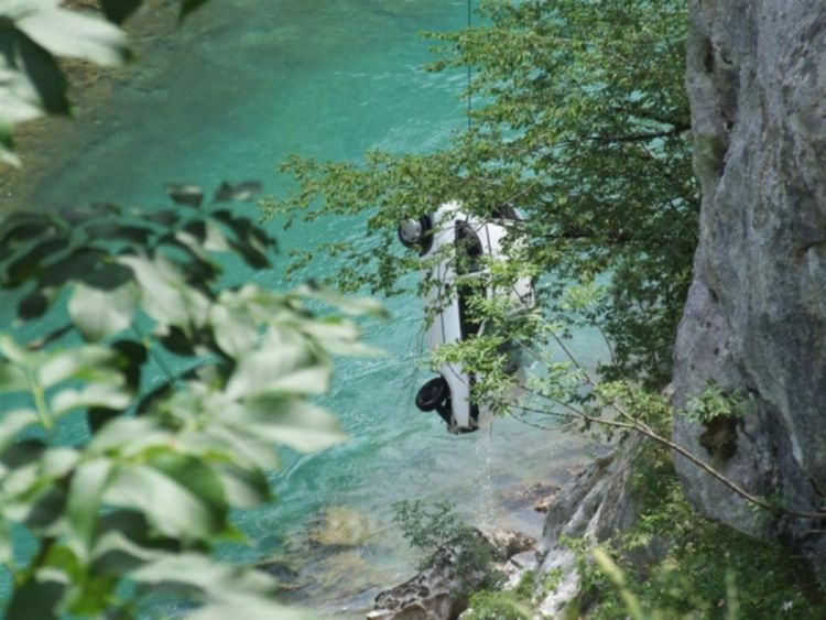 Potraga za Ivanom Milerom iz Doboja: Autom sletio u kanjon Tare (Foto)