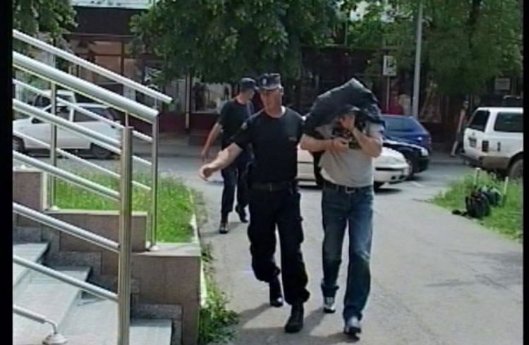 Nezavisne otkrivaju: Pljačkali poštu u uniformama SFOR-a (Foto)
