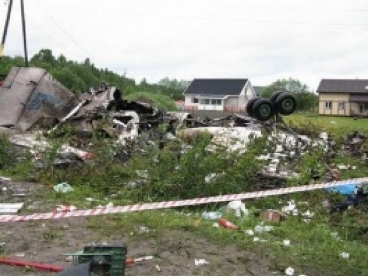 Dječak koji je preživio avionsku nesreću umro u bolnici