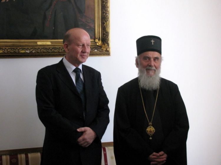 Država i crkva zajedno u borbi potiv narkomanije