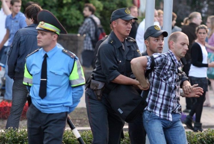 Vlasti u Bjelorusiji pritvorile više od 450 ljudi tokom protesta