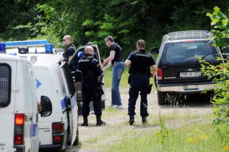 Uhapšeni supruga i ujak odbjeglog Antonijinog otmičara i kamiondžije (Foto)