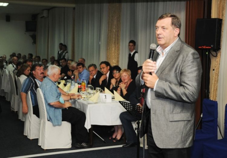Ostavio pečat u novinarstvu i književnosti (Foto)