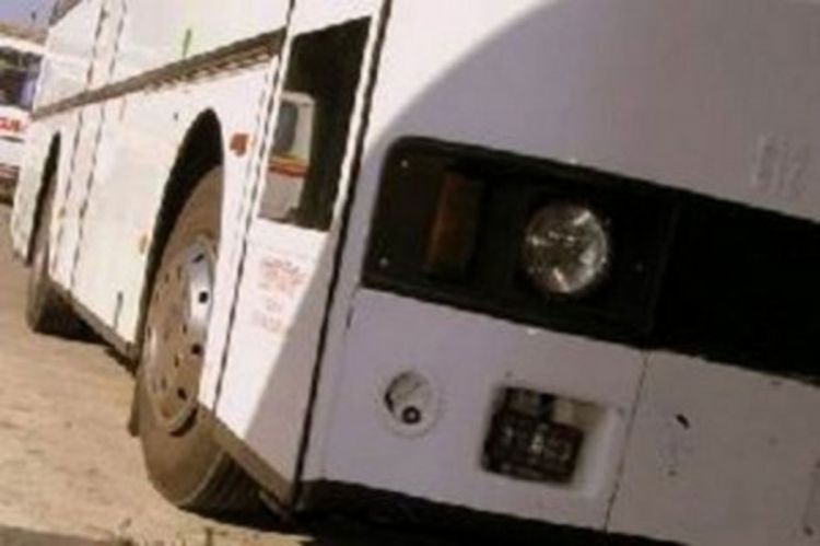 Albanci kamenovali srpske autobuse