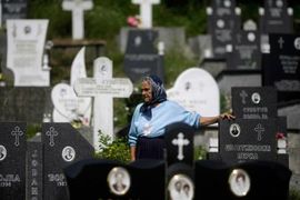 Pomen postradalim Srbima u okolini Srebrenice i Bratunca (Foto)