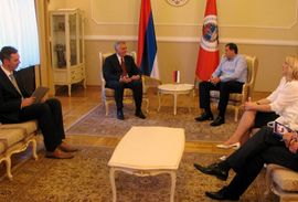 Dodik primio Tomu Nikolića: Jaka Srbija ojačava i RS