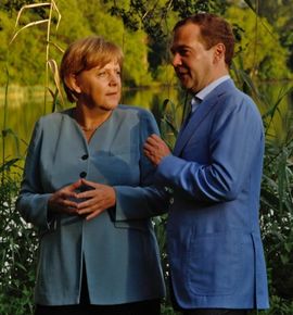 Medvedev: Moguć kompromis između libijskih pobunjenika i vlasti