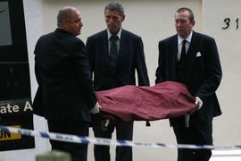 Ejmi Vajnhaus šest sati ležala mrtva u svom krevetu