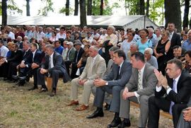 U Milića Gaju obilježena 70. godišnjica od podizanja ustanka protiv ...