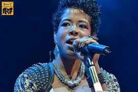Četvrti Jelen Demofest: Kelis glasom i stasom razmrdala Banjalučane ...