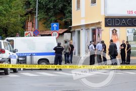 Banjaluka: Bacio šest bombi, dva sudska policajca povrijeđena (Foto ...