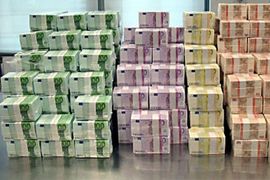 Kriza dolara i kriza evra izazivaju domino efekat