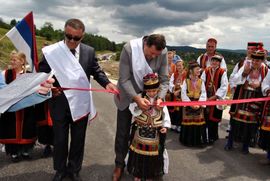 Dodik otvorio rekonstruisane puteve u Šipovu