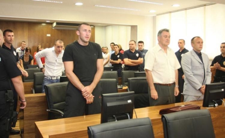 Ćulumovoj grupi 17 i po godina robije (Foto)