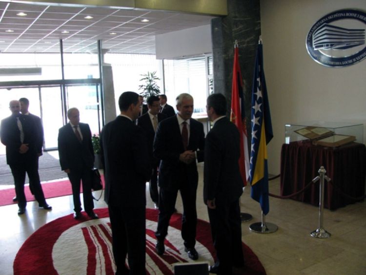 Srbija i BiH moraju intenzivirati međudržavnu saradnju
