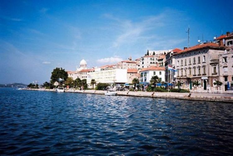 Ribari pronašli ljudsku potkoljenicu