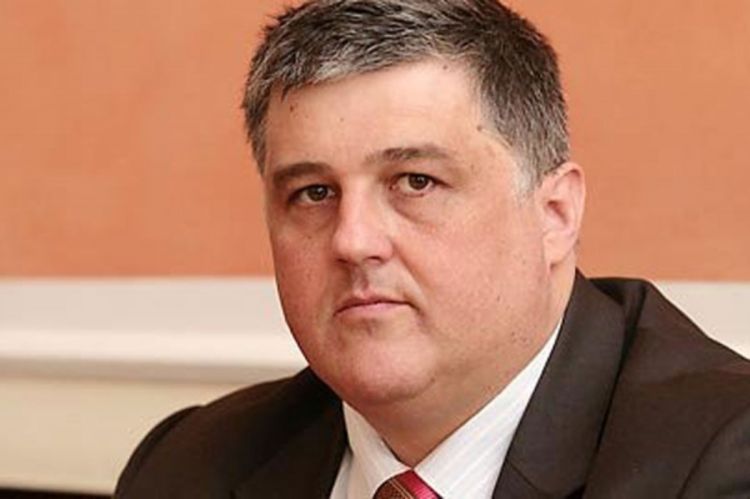 Bivši ambasador optužen za pedofiliju